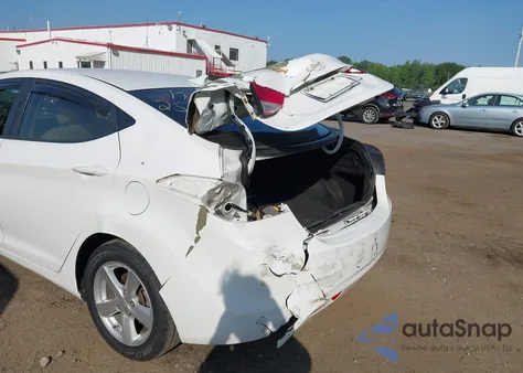 2011 Hyundai Elantra Gls/Limited z USA, uszkodzony, nr VIN 5NPDH4AE8BH054714